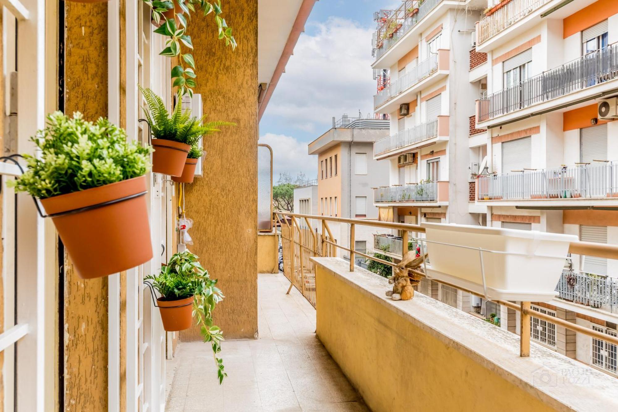 Апартаменты Domus Eleonora Рим Экстерьер фото